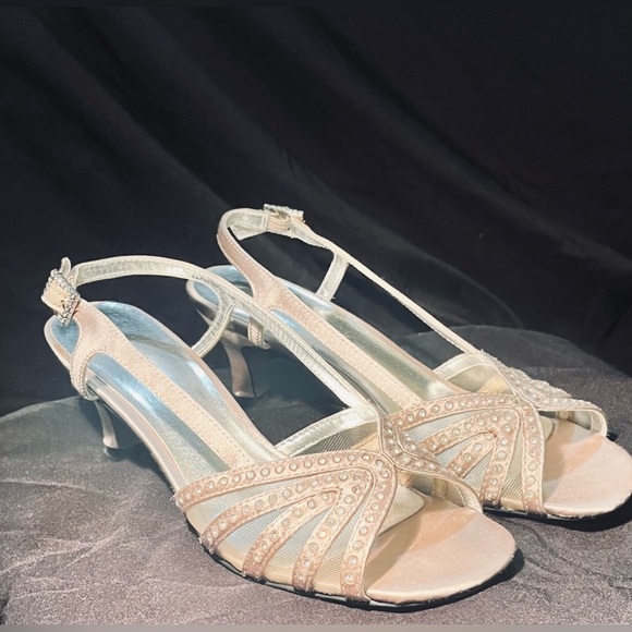 ***** SOLD ***** - Picture 8 of 9